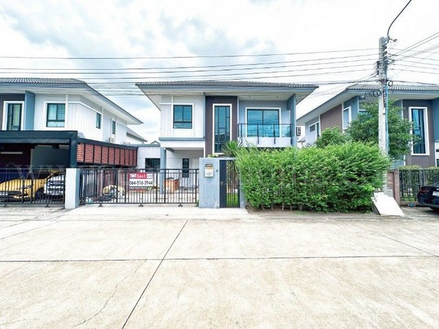 บ้านแฝด เดอะ แกลเลอรี่ รัตนาธิเบศร์ - ราชพฤกษ์ บ้านสวย ราคาถูก