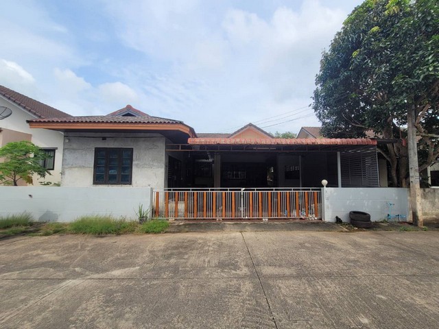 ขายบ้านเดี่ยว หมู่บ้านธาราศิริ บางชุม โถ 2 ถนนศรีวิชัย สุราษฎร์ธานี