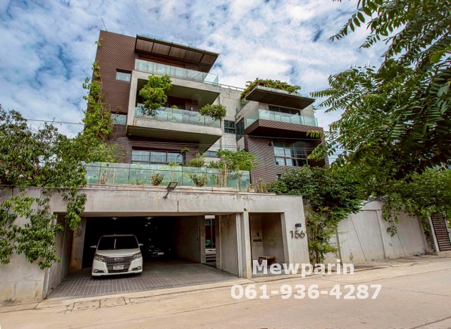 428933 ขายบ้าน ทาวน์อินทาวน์ ขนาด 87 ตร.วา บ้านเดี๋ยวตึกแฝด 6ชั้นครึ่ง และมีดาดฟ้า