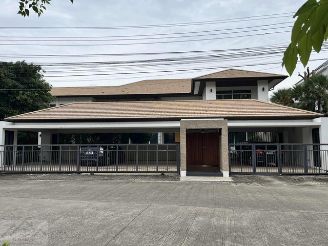 T26-531 ขาย บ้าน - ชั้นทั้งหมด 2 ชั้น 2 งาน 259 ตารางวา ใกล้กับ เดอะคริสตัล เลียบด่วน