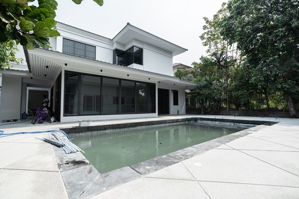 ขายบ้านเดี่ยว 211 ตร.ว. 2 ชั้น 4 ห้องนอน หมู่บ้าน ลัดดารมย์ อิลิแกรนช์ ราชพฤกษ์-รัตนาธิเบศ นนทบุรี โทร 0944836998