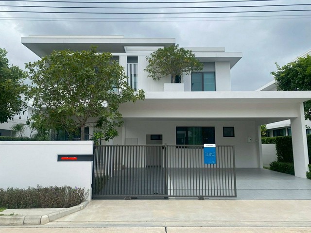 ให้เช่าบ้านเดี่ยวใหม่ 2 ชั้น 76.5 ตรว. 4 ห้องนอน มัณฑนา บางนา กม.15 ตกแต่งเหมือนบ้านตัวอย่าง พร้อมอยู่