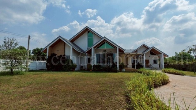 ลดราคา บ้านเดี่ยว 2 หลัง พร้อมที่ดิน 1 ไร่ 55.4 ตารางวา เกาะโพธิ์ ปากพลี นครนายก