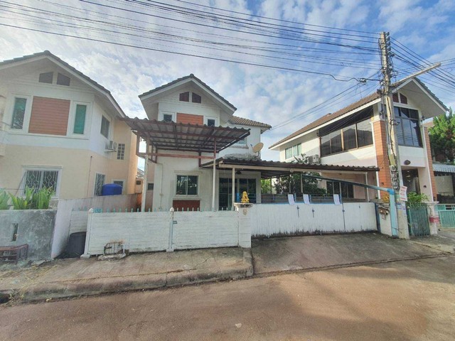 ขายบ้านแฝด 2 ชั้น หมู่บ้านรุ่งธนา3 สันปูเลย ดอยสะเก็ด เชียงใหม่