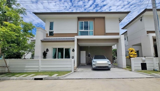 ให้เช่าบ้านใกล้ รร.สารสาสน์วิเทศบางบัวทอง นานาชาติ SISB นนทบุรี โมเดนราชพฤกษ์ 345 ใกล้Robinson Lifestyle ราชพฤกษ์, Central Westgate,