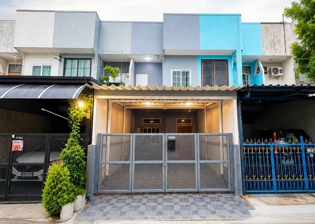 ขายทาวน์เฮ้าส์2 ชั้น ราคา 2,490,000-รีโนเวทใหม่ทั้งหลัง 21.2ตร.ว. ดอนเมืองซ.เทิดราชัน41