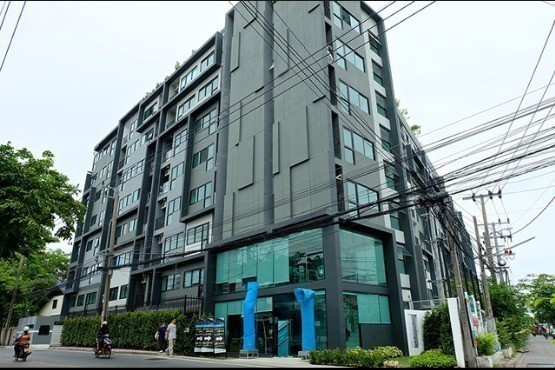 DSL-1297 (AHB26-012) ขาย ทาวน์เฮ้าส์ ขายทาวน์โฮม 3 ชั้น ในโครงการ ย่านบางขุนเทียน (ใกล้เซ็นทรัล พระราม 2) 3 น 3 น้ำ 18.2 ตร.ว. 3675000 บาท ชั้นทั้งหมด 3 ชั้น 18 ตร.วา ใกล้กับ เซ็นท 2