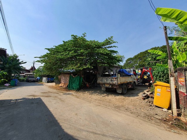 2339 ขาย ที่ดิน ที่ดิน ซอยกรุงเทพกรีฑา 18 แยก 6 ประเวศ กรุงเทพ 33065000 บาท ใกล้กับ Market Place กรุงเทพกรีฑา