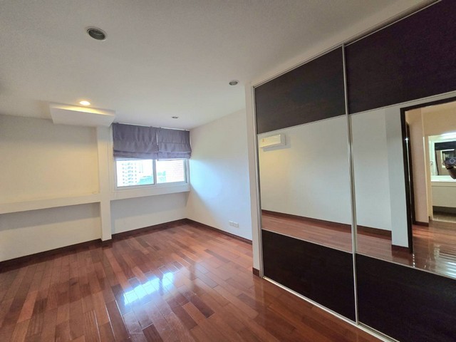 ขายคอนโด Elite Residence Srinakarin 5 ห้องแบบ Duplex ห้องใหญ่ 104 ตร.ม ใกล้รถไฟฟ้าสถานีศรีกรีฑา