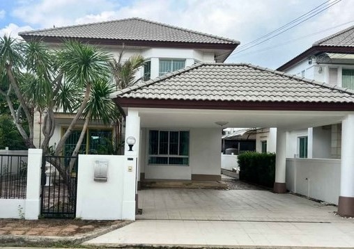 บ้านเดี่ยว ชวนชื่นโมดัส แจ้งวัฒนะ 3 ห้องนอน 3 ห้องน้ำ เฟอร์นิเจอร์และเครื่องใช้ไฟฟ้าครบ ใกล้โครงการรถไฟฟ้าสายสีชมพู