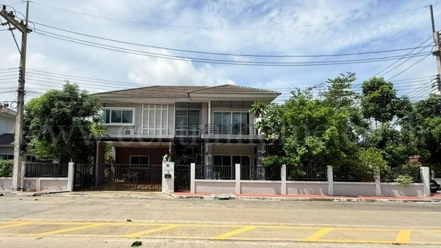 บ้านเดี่ยว บ้านบุญยกร เลค พาร์ค รังสิต คลอง 6 หลังมุม