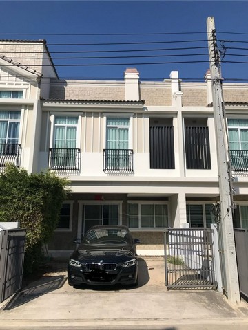 ให้เช่าทาวน์โฮม Indy 2 บางนา รามคำแหง 2 3 ห้องนอน Pet Friendly ใกล้ Mega Bangna