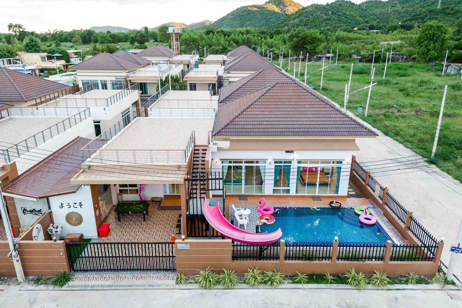 ขายบ้านพูลวิลล่า หมู่บ้านเดอะแกรนดิโอ ทำเลดี หัวหิน จังหวัดประจวบคีรีขันธ์