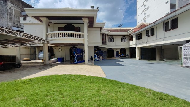 บ้านเดี่ยวสุทธิสารวินิจฉัย บ้านเดี่ยวลาดพร้าว 48 หลังใหญ่ 220 ตรวหลังใหญ่ลาดพร้าว