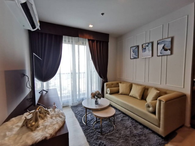Life One Wireless Private peaceful 17th floor BTS PloenChit