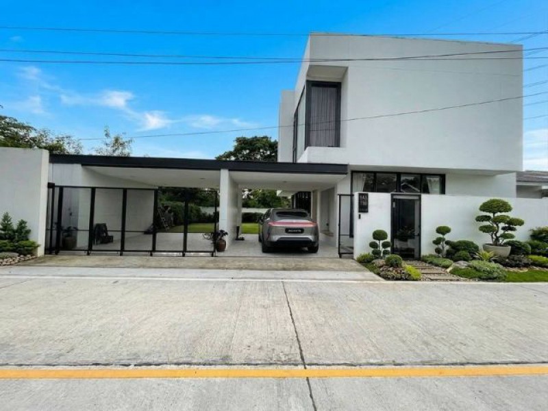 บ้าน Modern Luxury โซนแยกหลุยส์ พร้อมระบบ Smart Home, ใกล้สนามกอล์ฟ M พร้อมระบบ Smart Home และพื้นที่ใช้สอยขนาดใหญ่