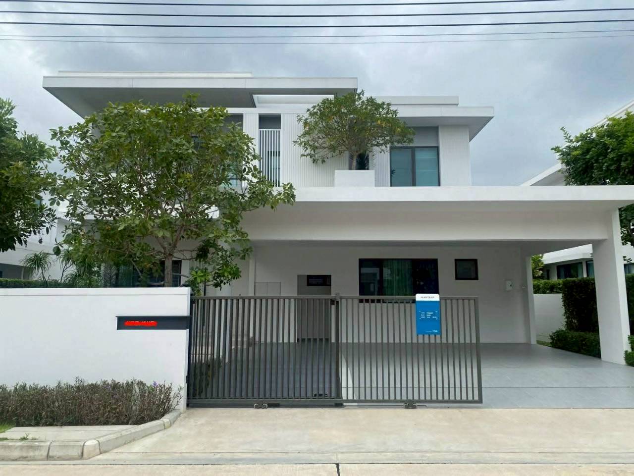 ให้เช่า #บ้านเดี่ยว หมู่บ้านมัณฑนา บางนา กม.15 #ใกล้เมกาบางนา โทร 095-164-2956