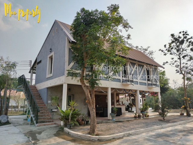 ขายรีสอร์ทวิวภูเขา พร้อมกิจการ จอมบึง ราชบุรี โฉนด 4 แปลง 4 ไร่ 2 งาน 13 ตร.ว.( สามารถแบ่งขายได้ )ทำเลท่องเที่ยว ติดถ้ำจอมพล