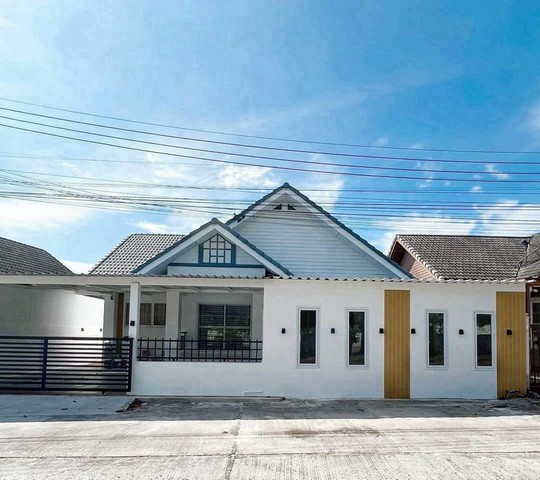 ขายบ้านเดี่ยวรีโนเวทใหม่ หมู่บ้านลัดดารมย์ศรีราชา ใกล้เทศบาลสุรศักดิ์ FP-H02280