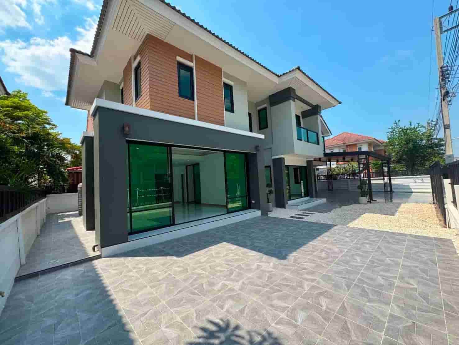 หลังนี้คุ้มที่สุด!! บ้านเดี่ยวหลังใหญ่ ม.ภูมิสิริ คลอง 7 อ.ธัญบุรี ปทุมธานี ใกล้โลตัส มอเตอร์เวย์ ม.ราชมงคลธัญบุรี