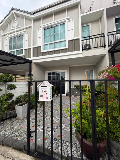 ให้เช่าทาวน์โฮม 2 ชั้น 3 ห้องนอน ริชตัน สวนหลวง-พัฒนาการ RICHTON ใกล้สวนหลวง ร.9 เพียง 500 เมตร