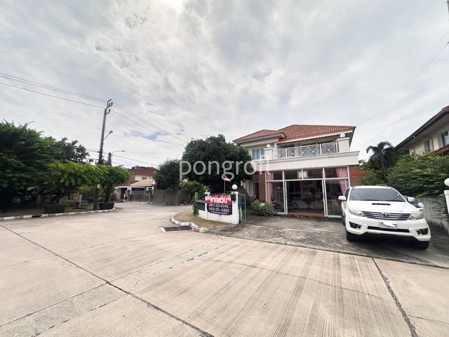 ขายบ้านเดี่ยวหลังมุม หมู่บ้านชวนชื่น วงแหวน–อ่อนนุช เนื้อที่ 75 ตร.ว. พร้อมเข้าอยู่