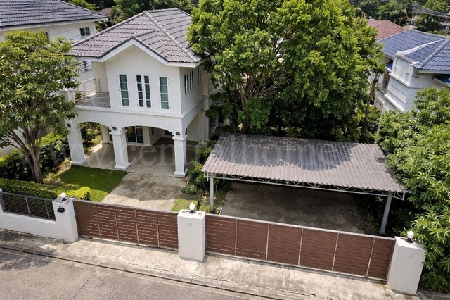จองด่วน บ้านเดี่ยว แกรนด์โฮม พหลโยธิน 48 หลังมุม 141 ตร.ว. พร้อมเรือนรับรองส่วนตัว ทำเลดี