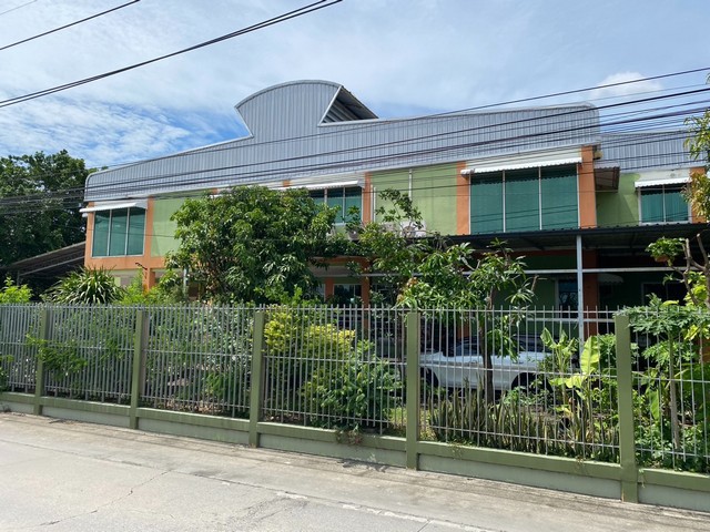 ขายด่วน! โรงงานผลิตที่นอนพร้อมใบ รง.4 (ทำเลคลอง 6 ปทุมธานี) เนื้อที่ 2 ไร่ | พื้นที่ใช้สอย > 3,000 ตร.ม. | พร้อมดำเนินกิจการได้ทันที