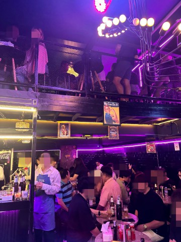 เซ้งบาร์-ร้านอาหาร สะพานควาย โซนอารีย์ ในโครงการ AQUA โซนผับ บาร์ ร้านนั่งชิล