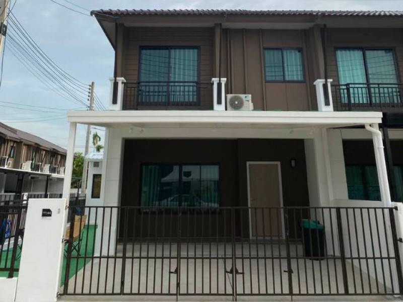 พฤกษาวิลล์ 120 สนามบินเชียงใหม่ – แม่เหียะ ทาวน์โฮม 2 ชั้น หลังมุม พร้อมเข้าอยู่ พร้อมเฟอร์นิเจอร์ใหม่ทั้งหลัง