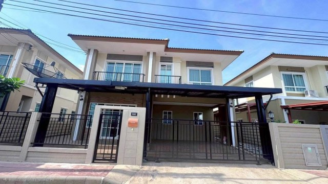 ขายหมู่บ้านภัสสร เพลสทีจ ซอยพัฒนาการ 38 ย่านพัฒนาการ 095-164-2956