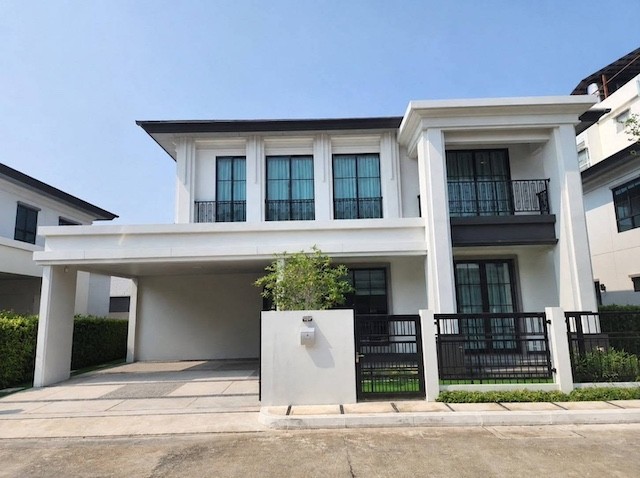 BH4304 ขายและให้เช่าบ้านเดี่ยวหรู **เศรษฐสิริ บางนา–สุวรรณภูมิ** แบบบ้าน **VICTORY** บ้านใหม่ Fully Furnished พร้อมเข้าอยู่
