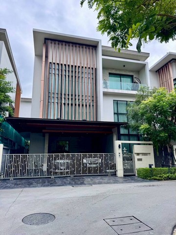 2376 ขาย บ้าน Park Avenue Private กรุงเทพกรีฑา 35000000 บาท ใกล้กับ The Park Community Mall