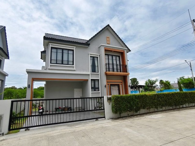 บ้านใหม่มือ1 Luxury Modern | Centro One พานทอง ชลบุรี